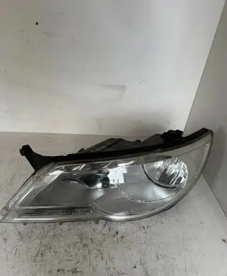 Volkswagen Tiguan Headlight/headlamp 5N2941031H