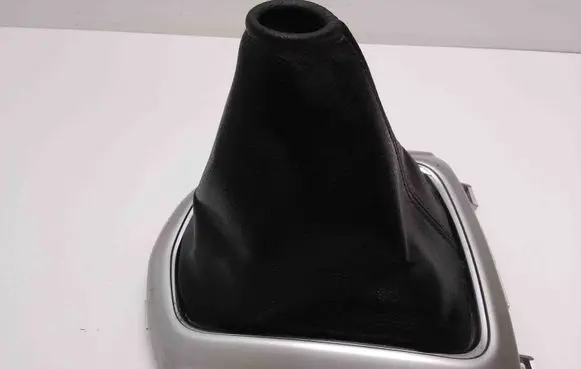 Nissan Qashqai Handbrake trim 96935969UA
