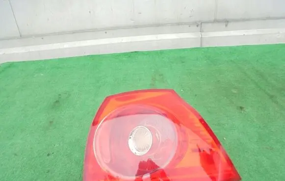 Volkswagen Golf V Rear/tail lights 1K6945096E