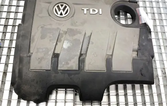 Volkswagen Golf VI Engine cover (trim) 03L103925AR