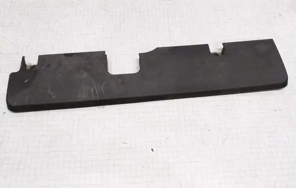 Volvo V70 Engine cover (trim) 8658235