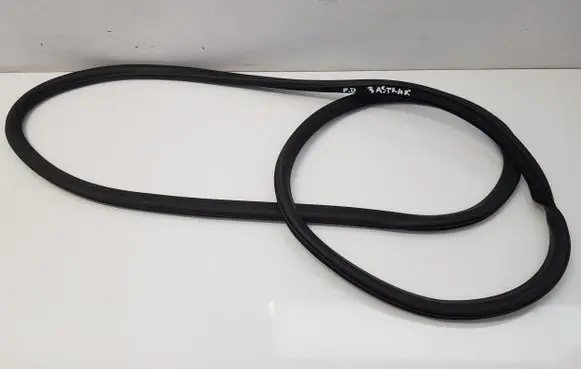 Opel Astra K Front door rubber seal 39071818 360574169