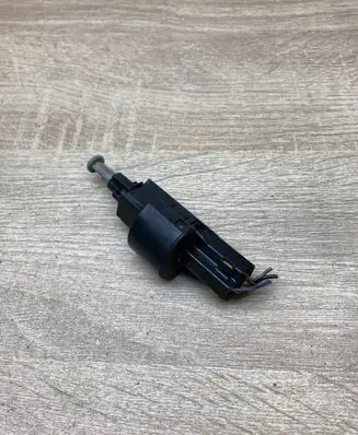 Opel Astra G Brake pedal sensor switch 09132299 09175172