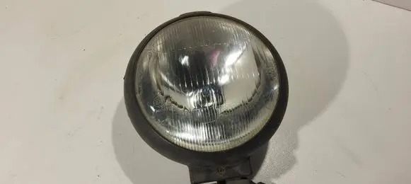 Toyota Hilux (N80, N90, N100, N110) Non-factory (optional) fog light 040478