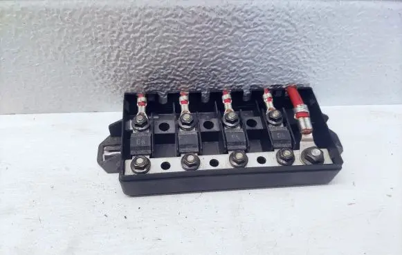 Volvo V70 Fuse module 9441776