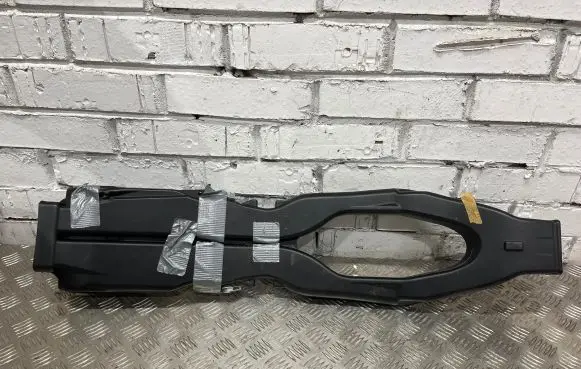 Audi A7 S7 4K8 Cabin air duct channel 4K0857039A