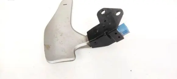 Steering wheel buttons/switches