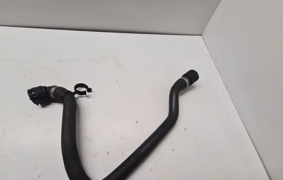 BMW 5 E60 E61 Engine coolant pipe/hose 8384912 11388318