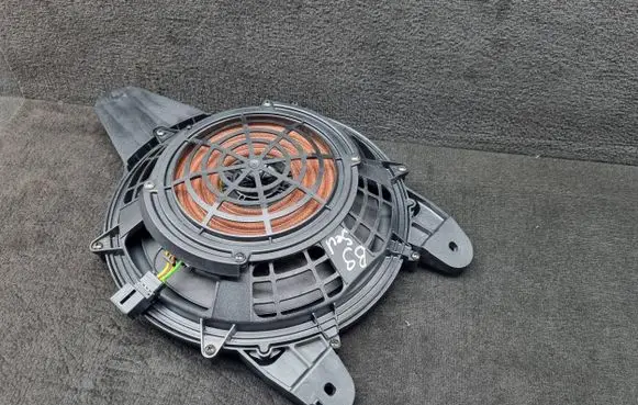 Audi A4 S4 B9 Subwoofer speaker 8W5035412A
