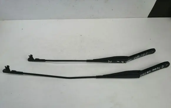Ford Focus Front wiper blade arm