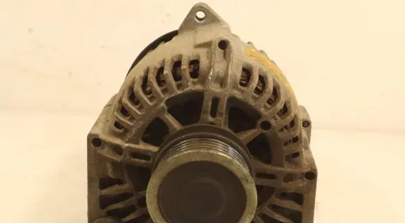 Renault Megane II Generator/alternator TG11C011