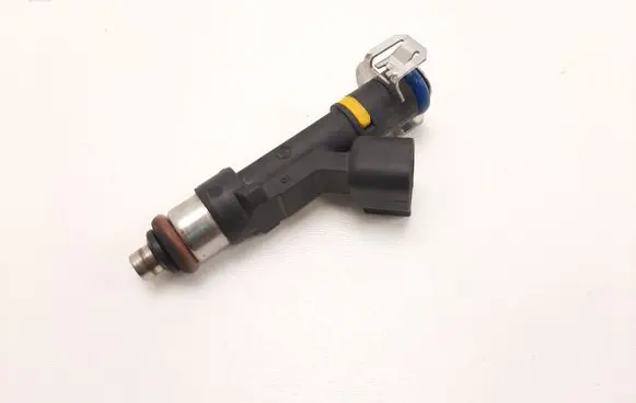 Mazda 6 Fuel injector 0280158103 4221105124625 6M8GBA