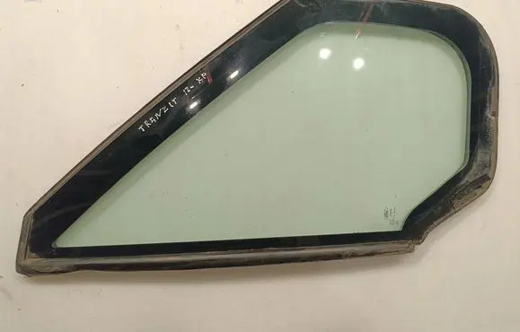 Ford Transit Front triangle window/glass 43R00098