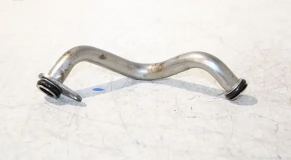 Volkswagen Golf VII Turbo turbocharger oiling pipe/hose 04E145735C