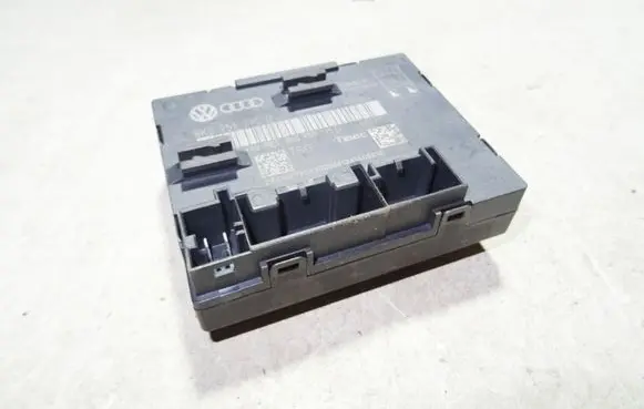Audi A4 S4 B8 8K Door control unit/module 8K0959795D