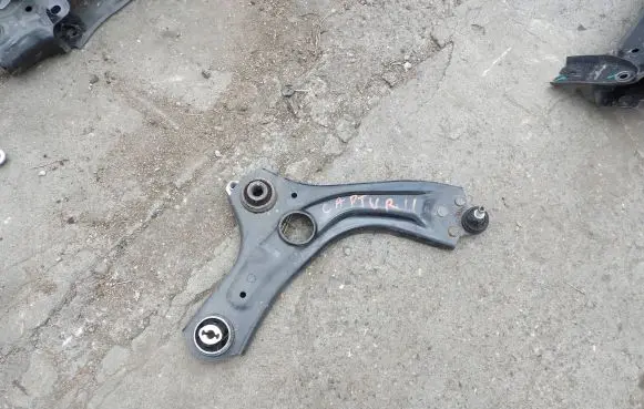 Renault Captur II Front control arm