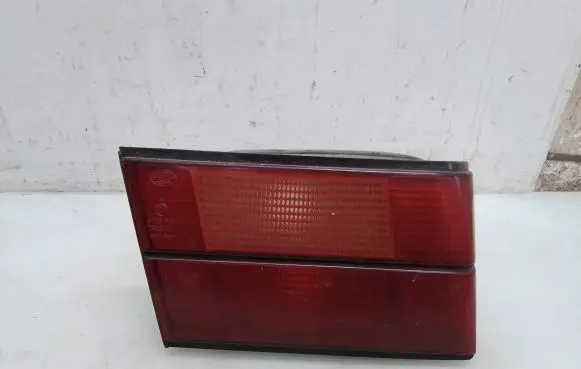 BMW 5 E34 Tailgate rear/tail lights