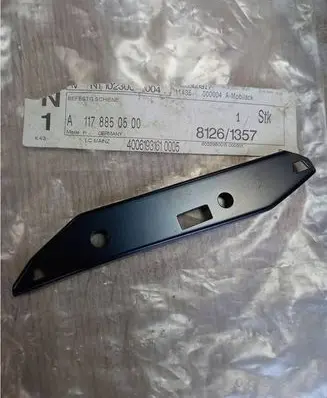 Mercedes-Benz CLA C117 X117 W117 Front bumper mounting bracket A1178850500 1178850500 NE58197