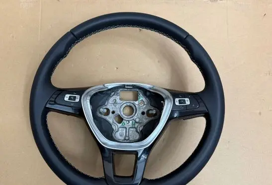 Volkswagen Amarok Steering wheel