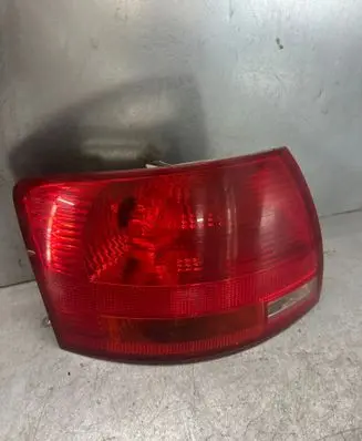 Audi A4 S4 B7 8E 8H Rear/tail lights 8E9945095C 484001 ULO748001
