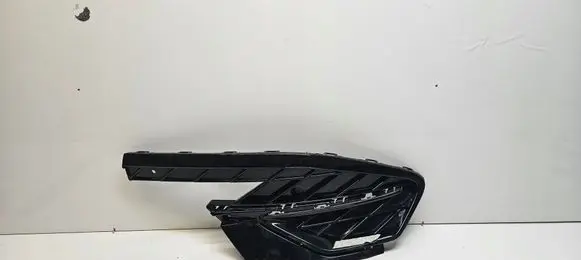 Cupra Formentor Front bumper lower grill 5FF853665D