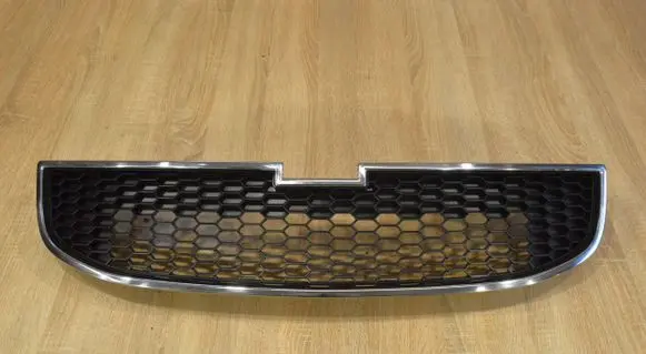 Chevrolet Orlando Front bumper upper radiator grill