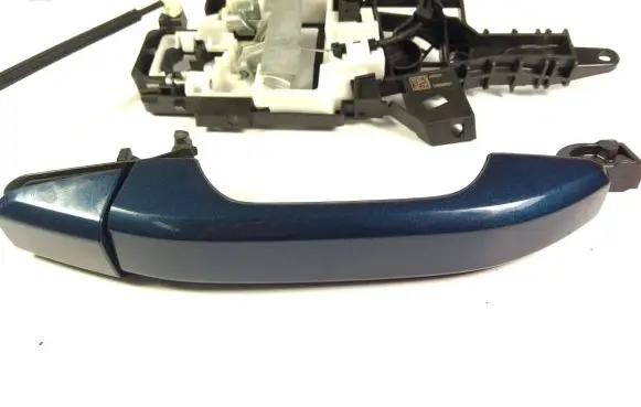 Chevrolet Silverado Rear door exterior handle 84463002