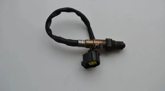 Mercedes-Benz C W204 Lambda probe sensor 0045420718