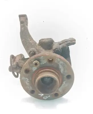 Volkswagen Transporter - Caravelle T4 Front wheel hub spindle knuckle