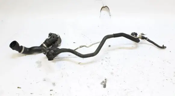 BMW 5 F10 F11 Engine coolant pipe/hose 8511760