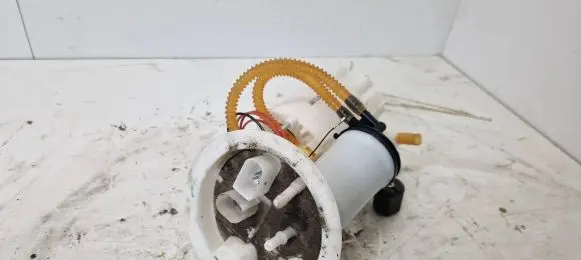 BMW 2 F22 F23 In-tank fuel pump 7344066