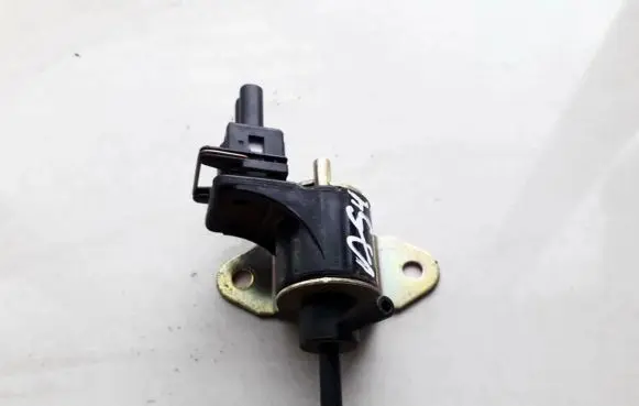 Ford Mondeo MK I Turbo solenoid valve 93BW19496