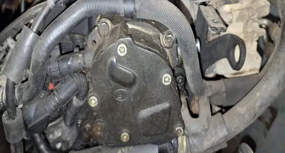 Volkswagen Touran I Vacuum pump BMF