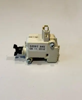 Volkswagen Polo IV 9N3 Tailgate boot lock/latch motor 3B0959781C 3B5827061B 53597845