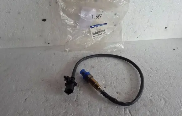 Jeep Grand Cherokee Lambda probe sensor 68146231AC 0281004243
