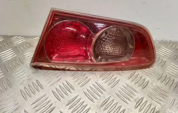 Mitsubishi Lancer VIII Tailgate rear/tail lights