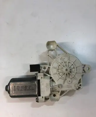 Audi A7 S7 4K8 Front door window regulator motor 4K0959802 180430240303