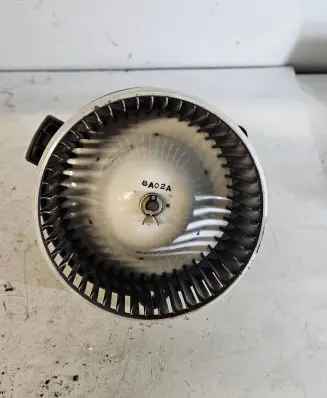 Opel Antara Heater fan/blower 615981LHD