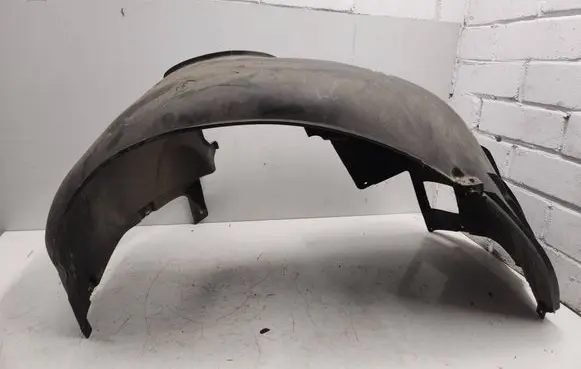 BMW 7 E65 E66 Front wheel arch liner splash guards 8223376 17370110