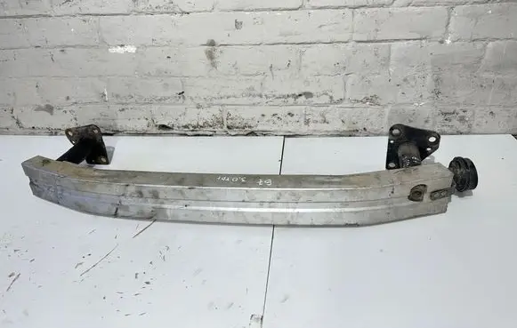 Audi A4 S4 B7 8E 8H Front bumper cross member