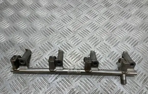 Jaguar XF X250 Fuel main line pipe DW939G802AA