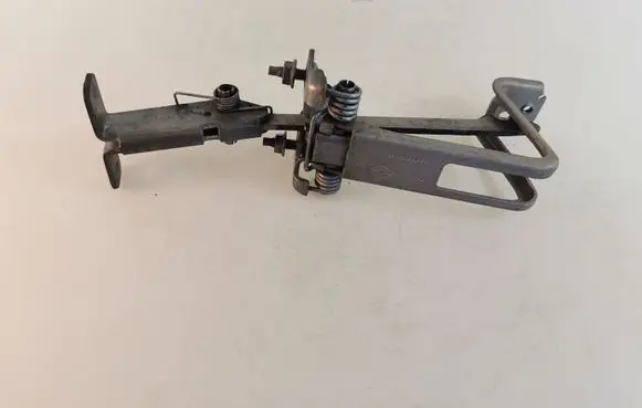 Renault Kangoo II Front door check strap stopper 497808