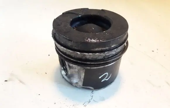 Piston