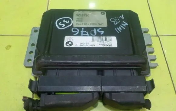 Mini One - Cooper R50 - 53 Engine control unit/module 7513981