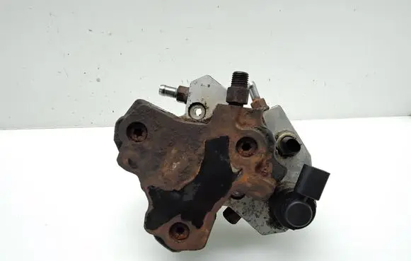 Mercedes-Benz Vito Viano W639 Fuel injection high pressure pump