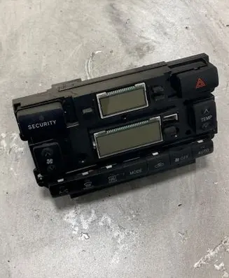 Toyota Corolla Verso E121 Climate control unit 5593013030