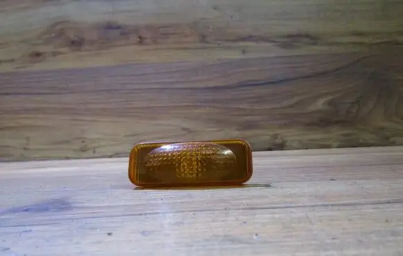 Opel Omega B1 Front fender indicator light gm90457814