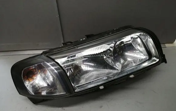 Volvo S80 Headlight/headlamp 8693558 89007830
