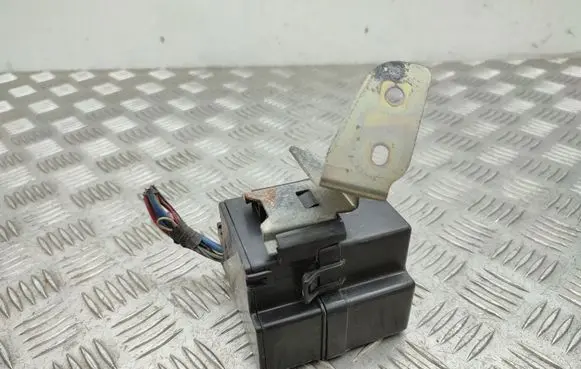 Land Rover Discovery 3 - LR3 Fuse module