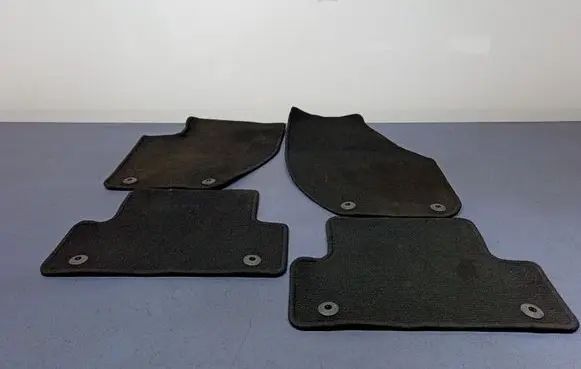 Volvo V40 Front floor carpet liner 